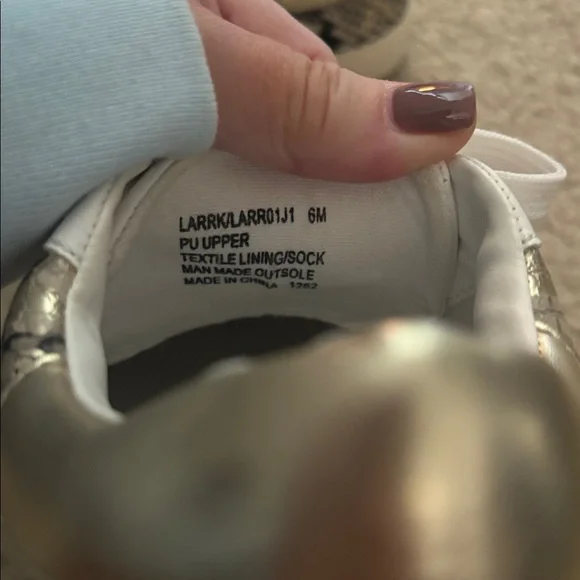 Madden Girl Sneakers - Picture 4 of 4